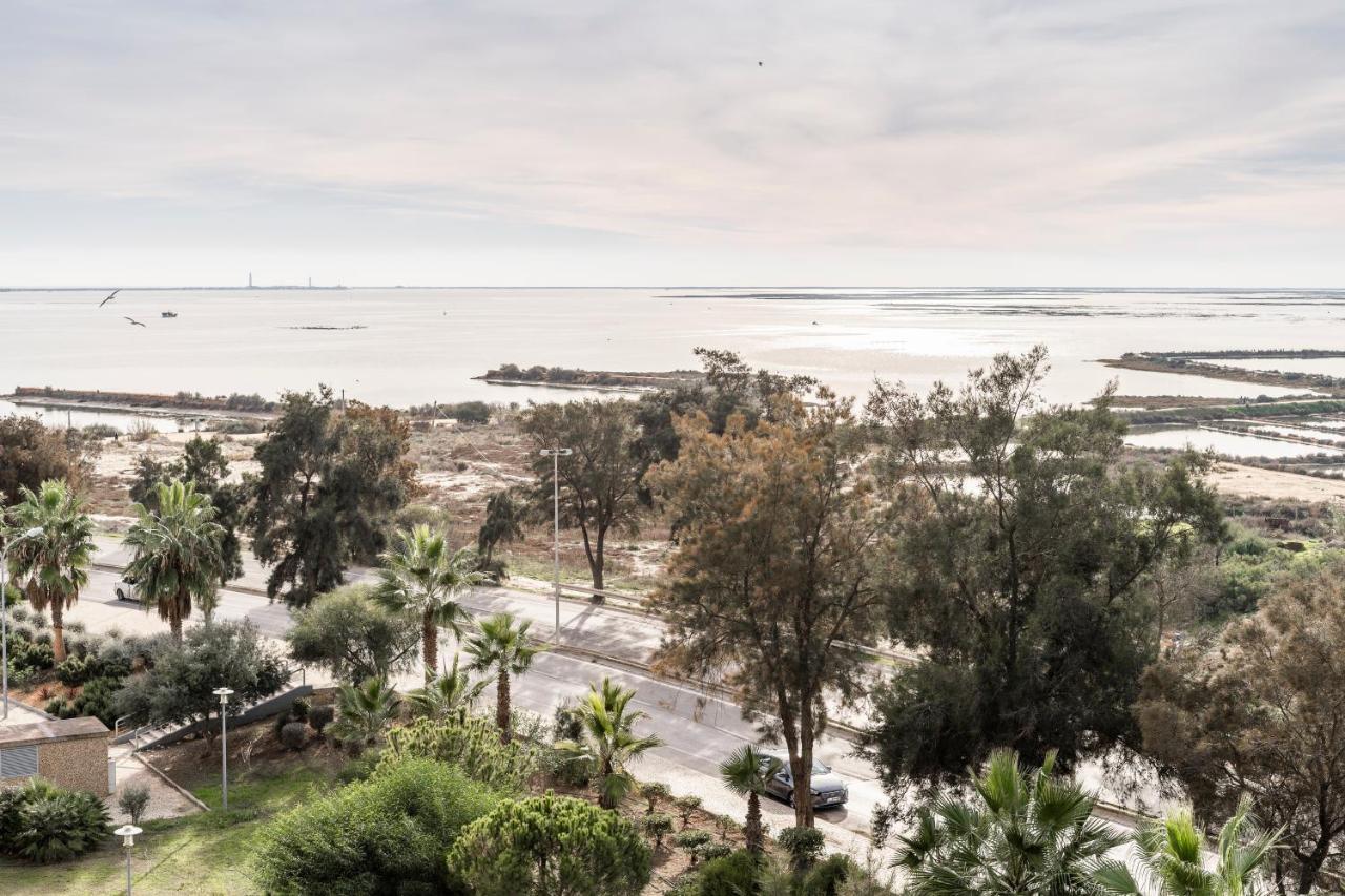 Oceanfront: Luxury Spectacular Sea Views And Pool Lejlighed Olhão Eksteriør billede