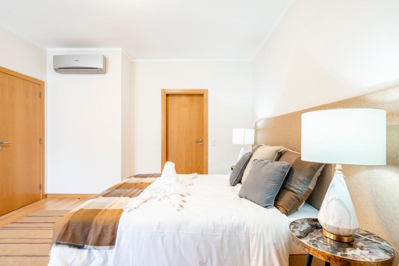 Oceanfront: Luxury Spectacular Sea Views And Pool Lejlighed Olhão Eksteriør billede