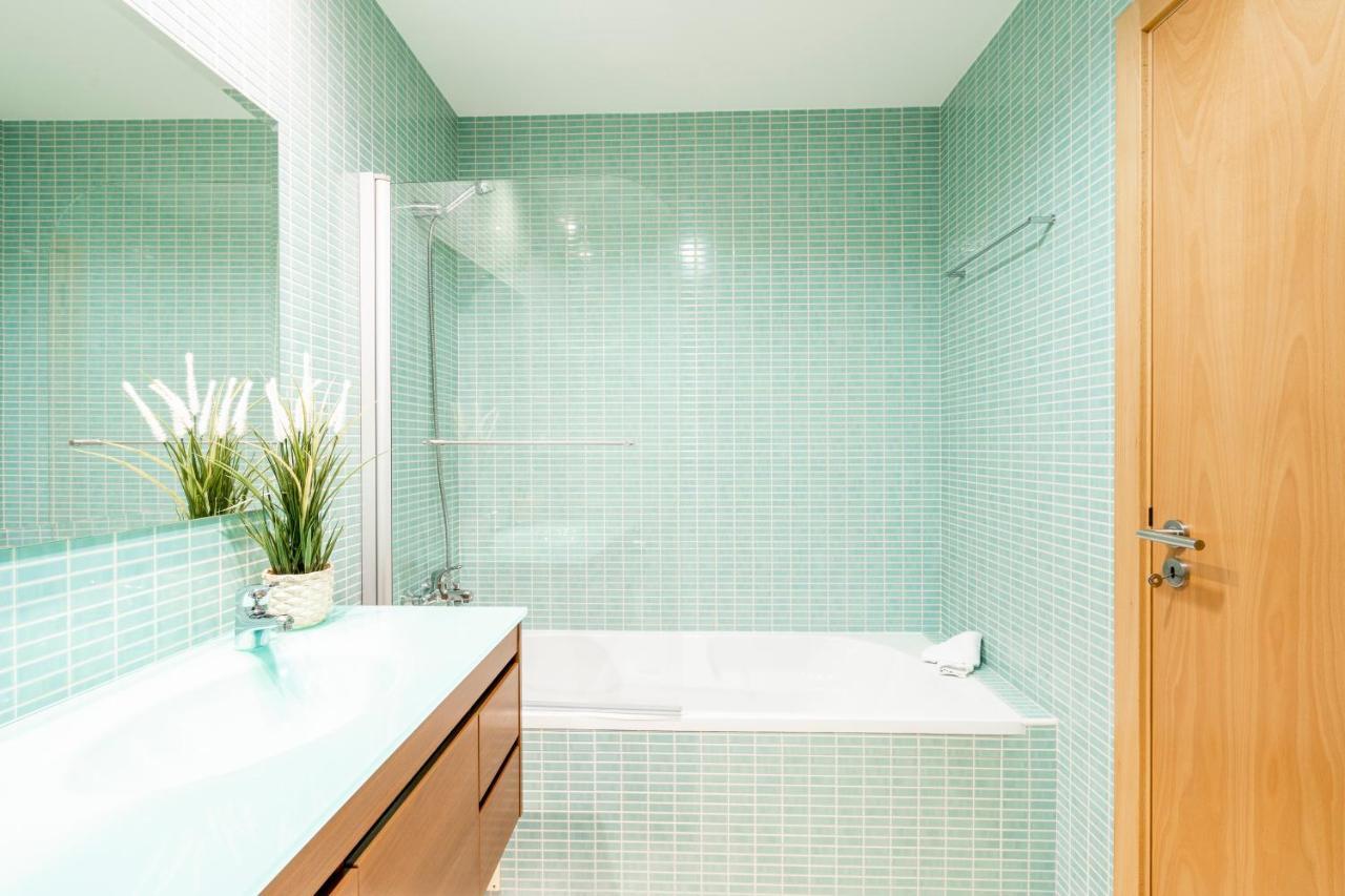 Oceanfront: Luxury Spectacular Sea Views And Pool Lejlighed Olhão Eksteriør billede